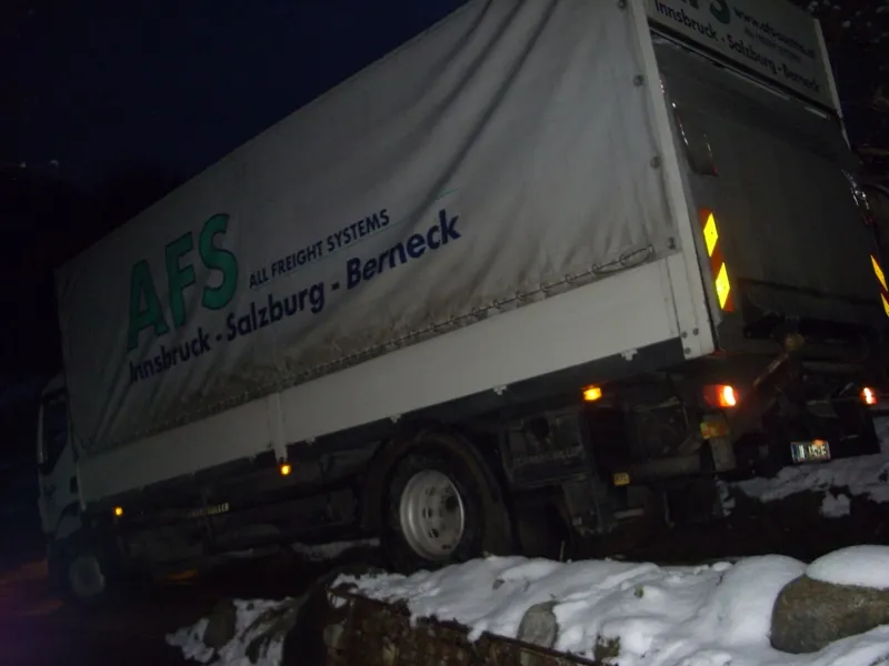 lkw-bergung-1.webp