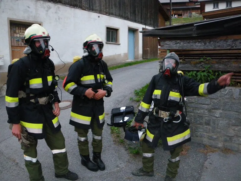 atemschutzübung-in-brennwald3.webp