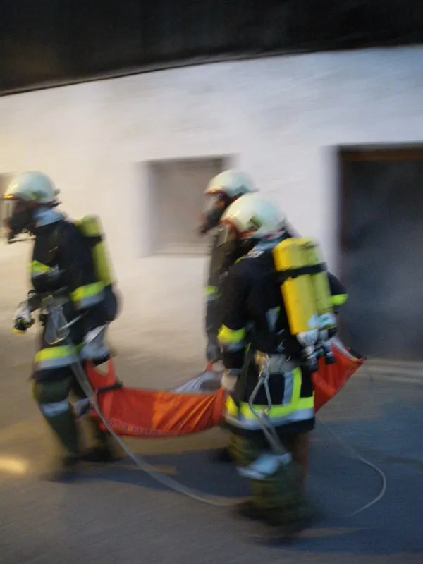 atemschutzübung-in-brennwald6.webp