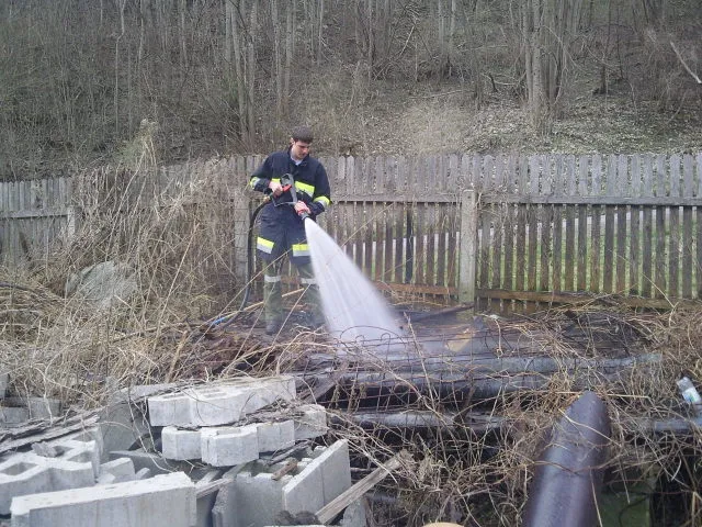 holzhaufen-in-brand-2010-7.webp
