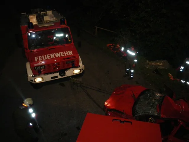 gruppenübung4-fahrzeugabsturz15.webp
