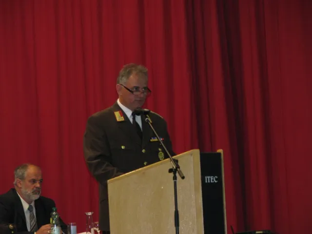 bezirksfeuerwehrtag-arzl9.webp