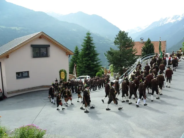 prozession-2012-wenns-20.webp