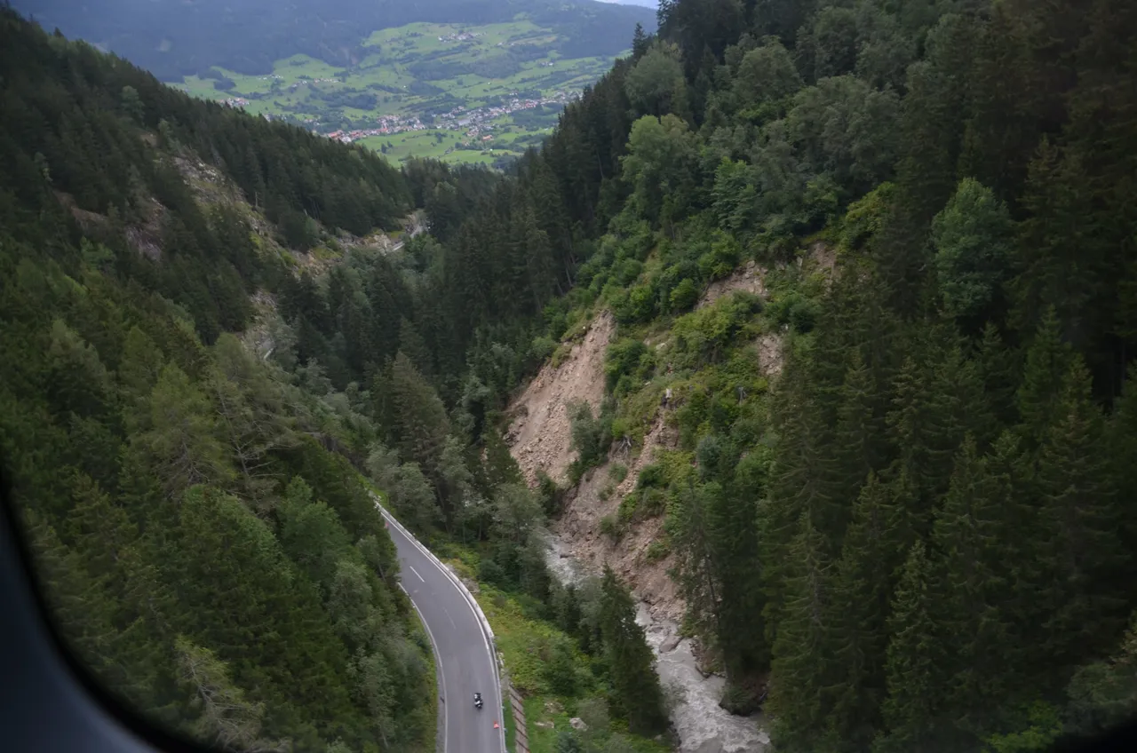 hangrutsch-wenns-l16-2012-03.webp