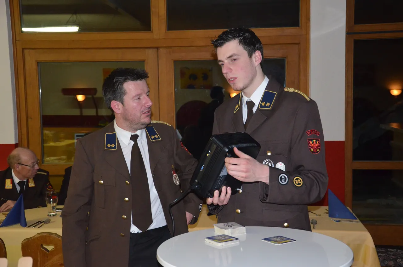jahreshauptversammlung-2013-28.webp