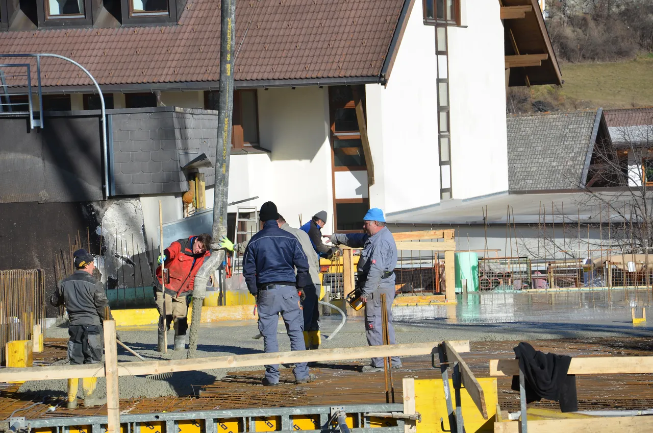 bauvortschritt-feuerwehrhalle-wenns3.webp