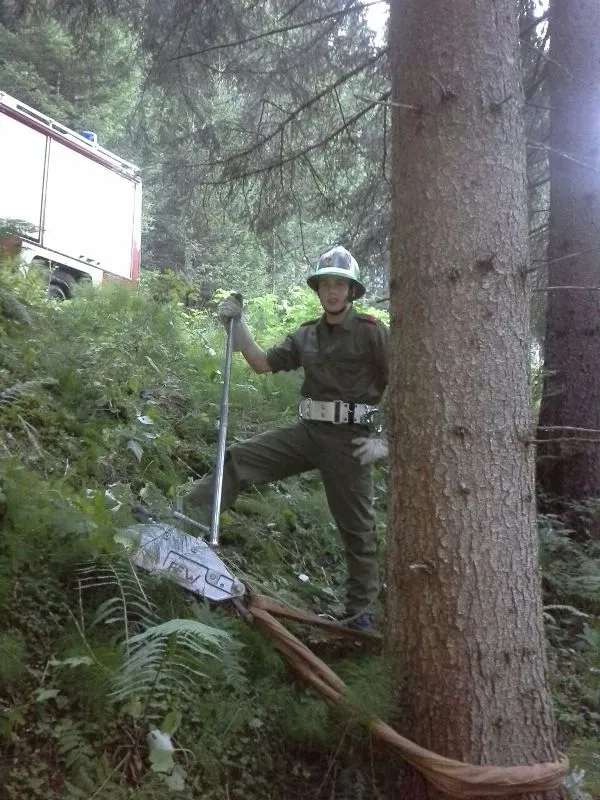 holzunfall-übung6.webp