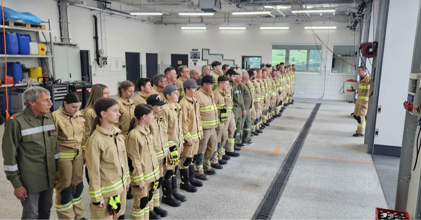 Sommerübung der FF-Wenns – Waldbrand-Schulung mit Flughelfern des BFV Imst