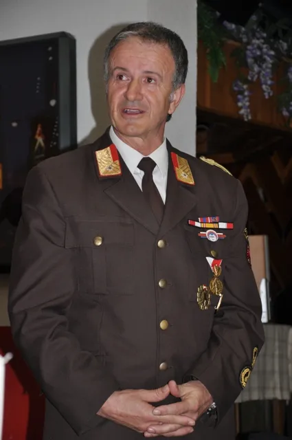 Verdienstkreuz des Landes Tirol für Siegfried Fadum