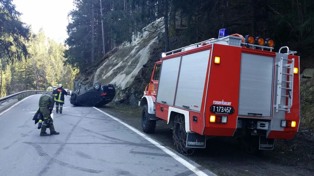 Verkehrsunfall L16 - Pitztalsstraße