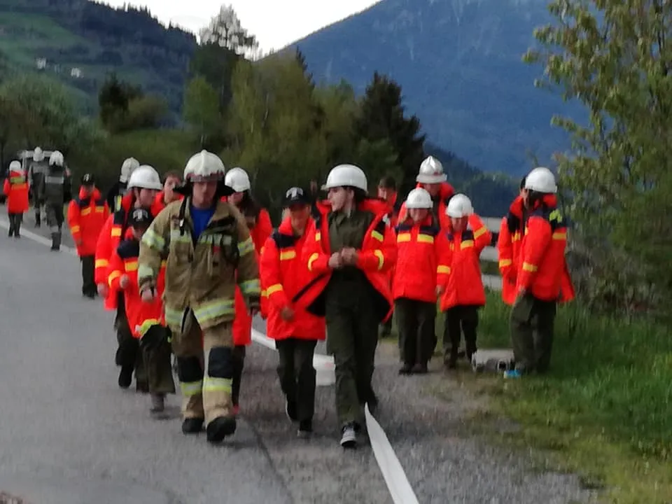 Gemeinschaftsübung der Feuerwehren Arzl, Jerzens und Piller in Wenns