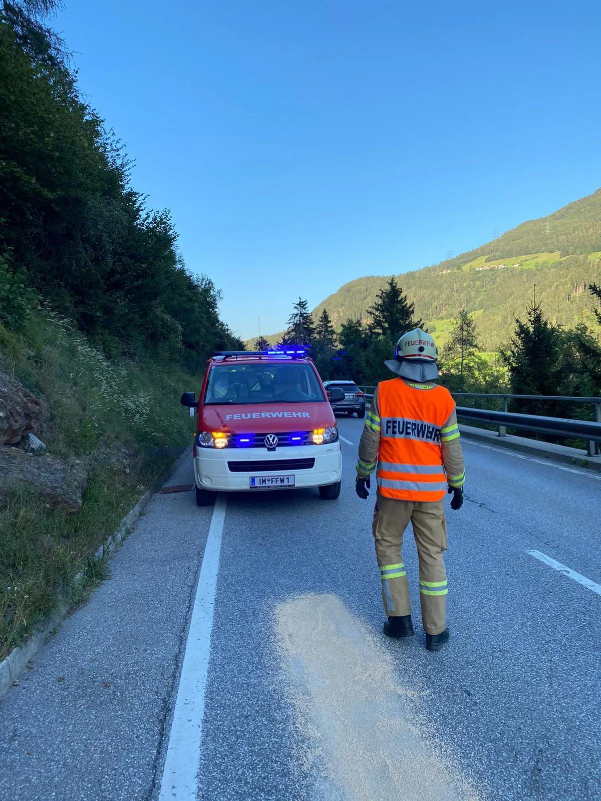 Verkehrsunfall/Ölspur nach VU auf der L16-Pitztaler Landesstraße