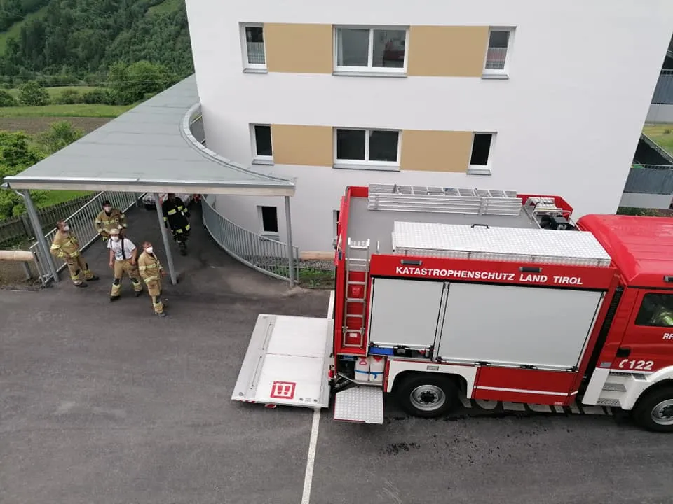 Siedlungsarbeiten nach Küchenbrand für den alleinstehenden Mann im betreubaren Wohnen