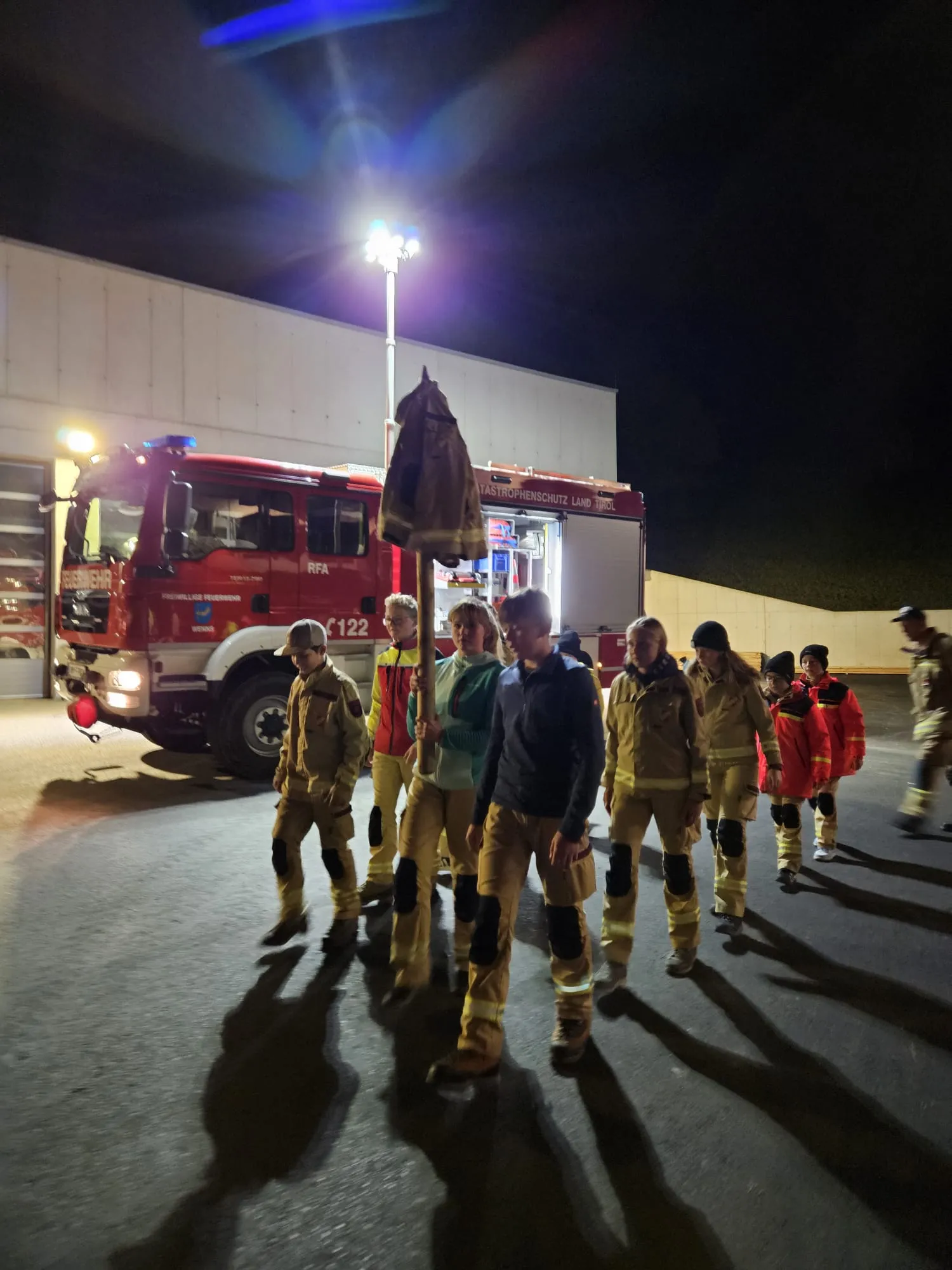 Marschierübung der Feuerwehrjugend Wenns
