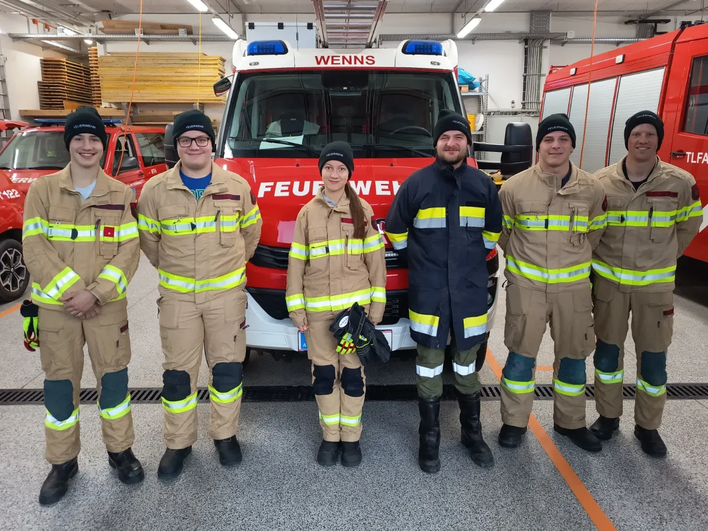 6 Mitglieder der FF Wenns beim heutigen Bezirksgrundlehrgang in Imst