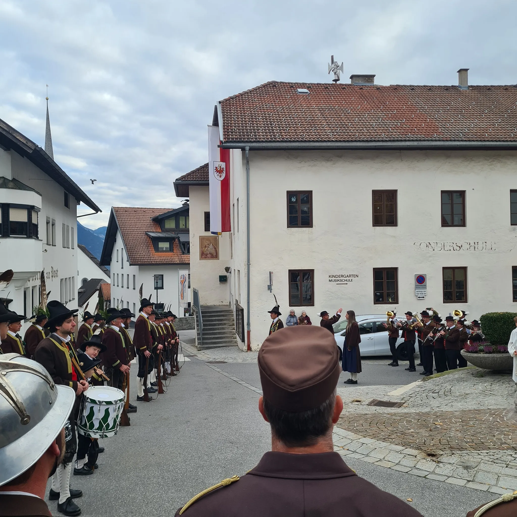 Ausrückung und Verkehrsdienst zu Seelensonntag