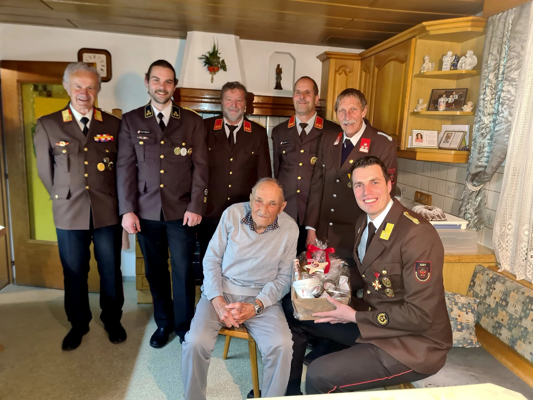 90. Geburtstag unseres langjährigen Fähnrichs HFM Werner Schranz